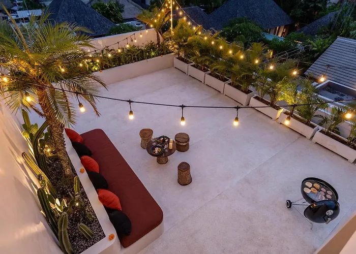 Premium 5 Bd Luxury 300m To & Ku De Ta